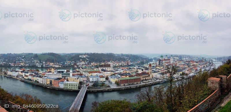 Blick von der Burg auf Passau