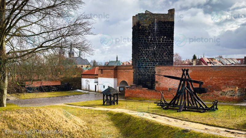 Innenhof der Burg Eger