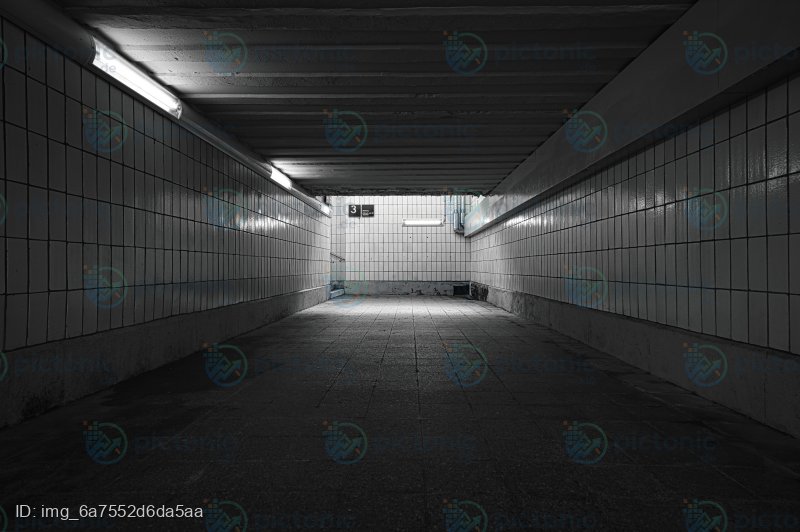 Fußgängertunnel am Bahnhof
